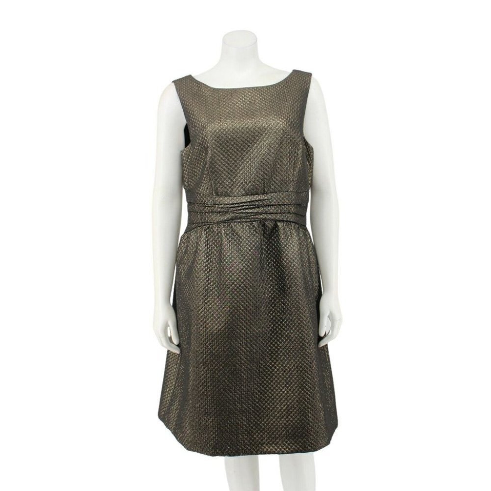 Ivy & Blue Maggy Boutique Gold Quilted Textured Sleeveless Shift Dress Size 14